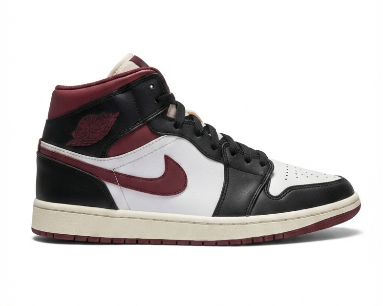 Air Jordan 1 Mid ‘Bred Toe'